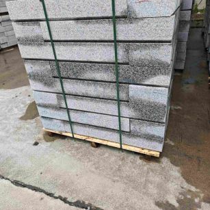 宁德芙蓉白路牙石，马路牙子